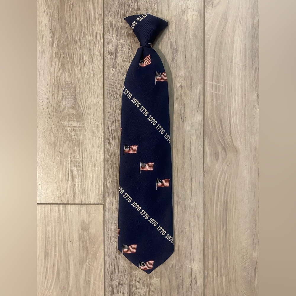 Vintage 70s Navy Blue Clip On Patriotic Tie